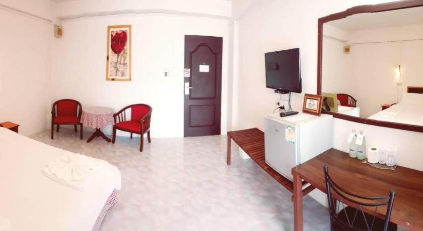 Hotel De Ratt Phuket Patong Zewnętrze zdjęcie