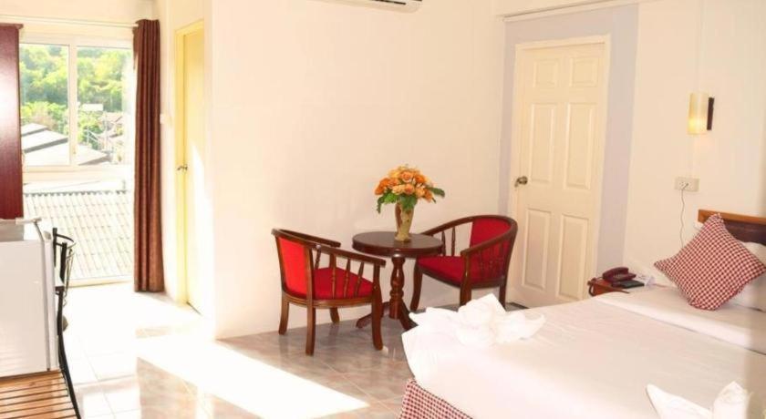 Hotel De Ratt Phuket Patong Zewnętrze zdjęcie